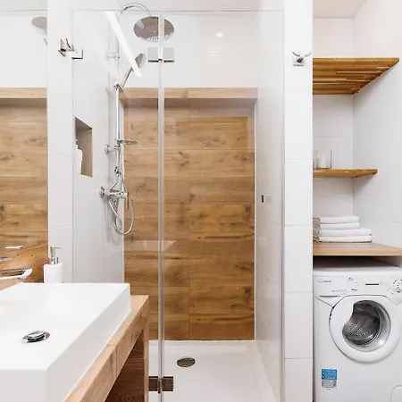 Kazimierz District - Orzeszkowej 6 Street *